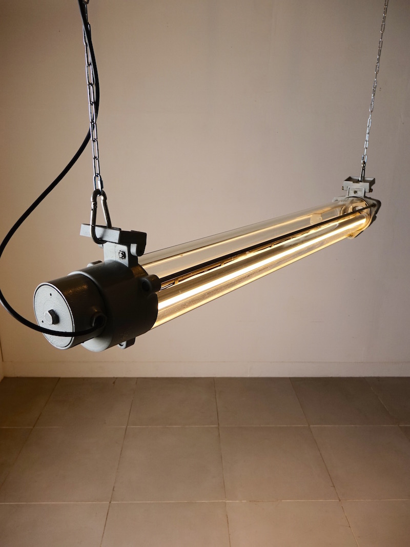 Industrial tube lamp