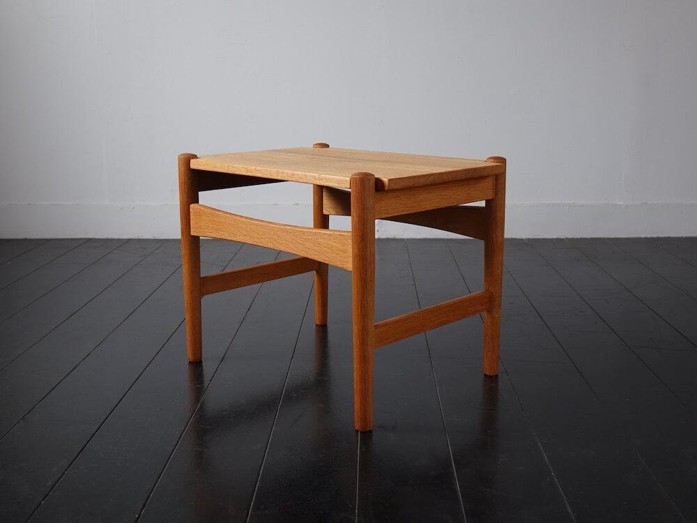 AT50 Side table by Hans J. Wegner for Andreas Tuck
