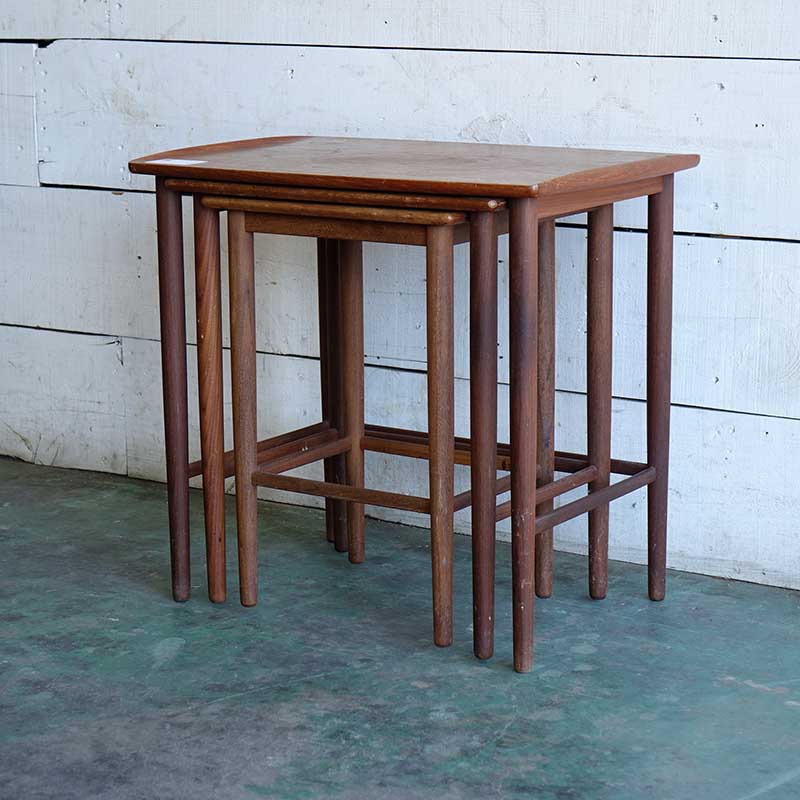 Nesting Table | Stock Site